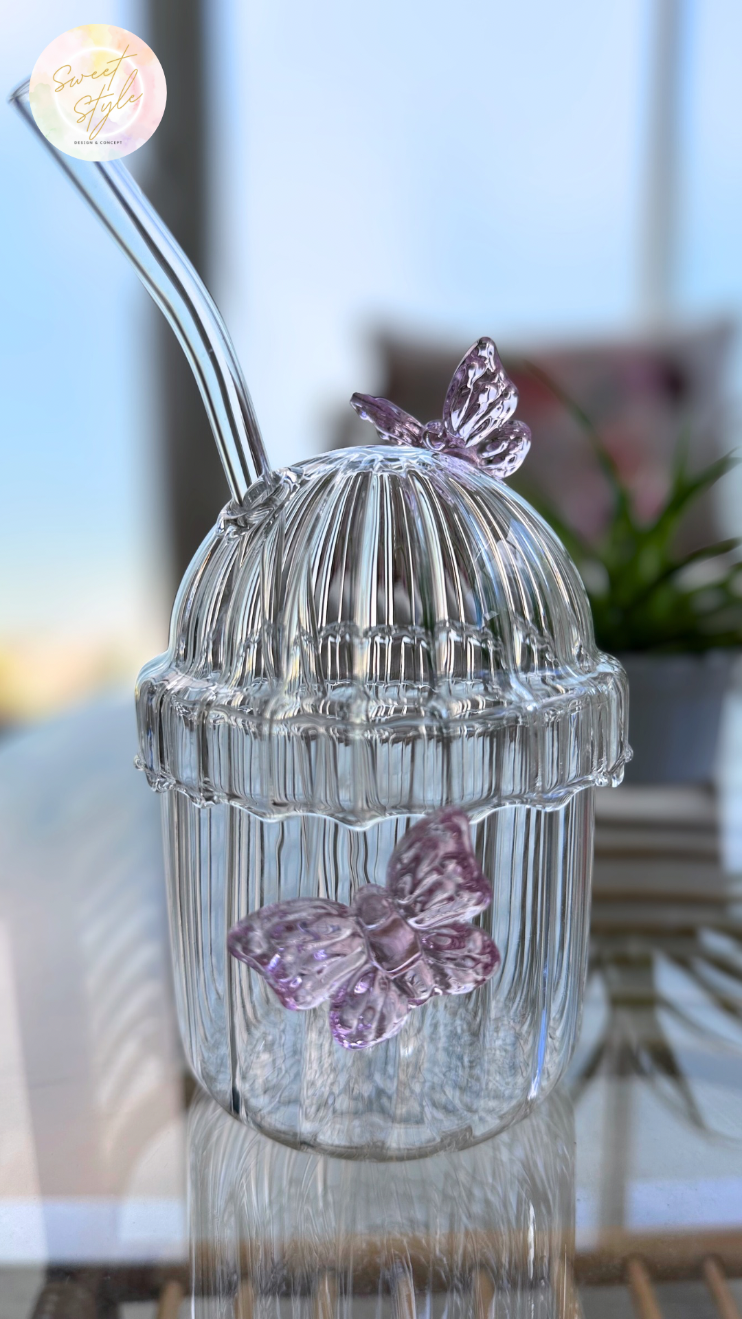Verre avec paille motifs papillon 400ml ROSE ou bLEU