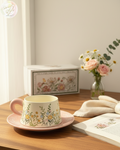 Tasse à thé fleurie